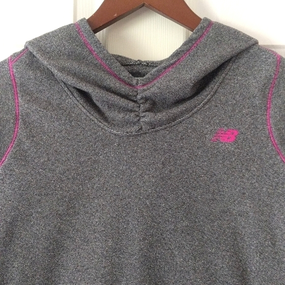 New Balance Dry Pullover Hoodie Long Sleeve Gray Small - Picture 2 of 12
